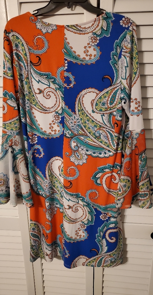 Dress - Picture 4 of 4